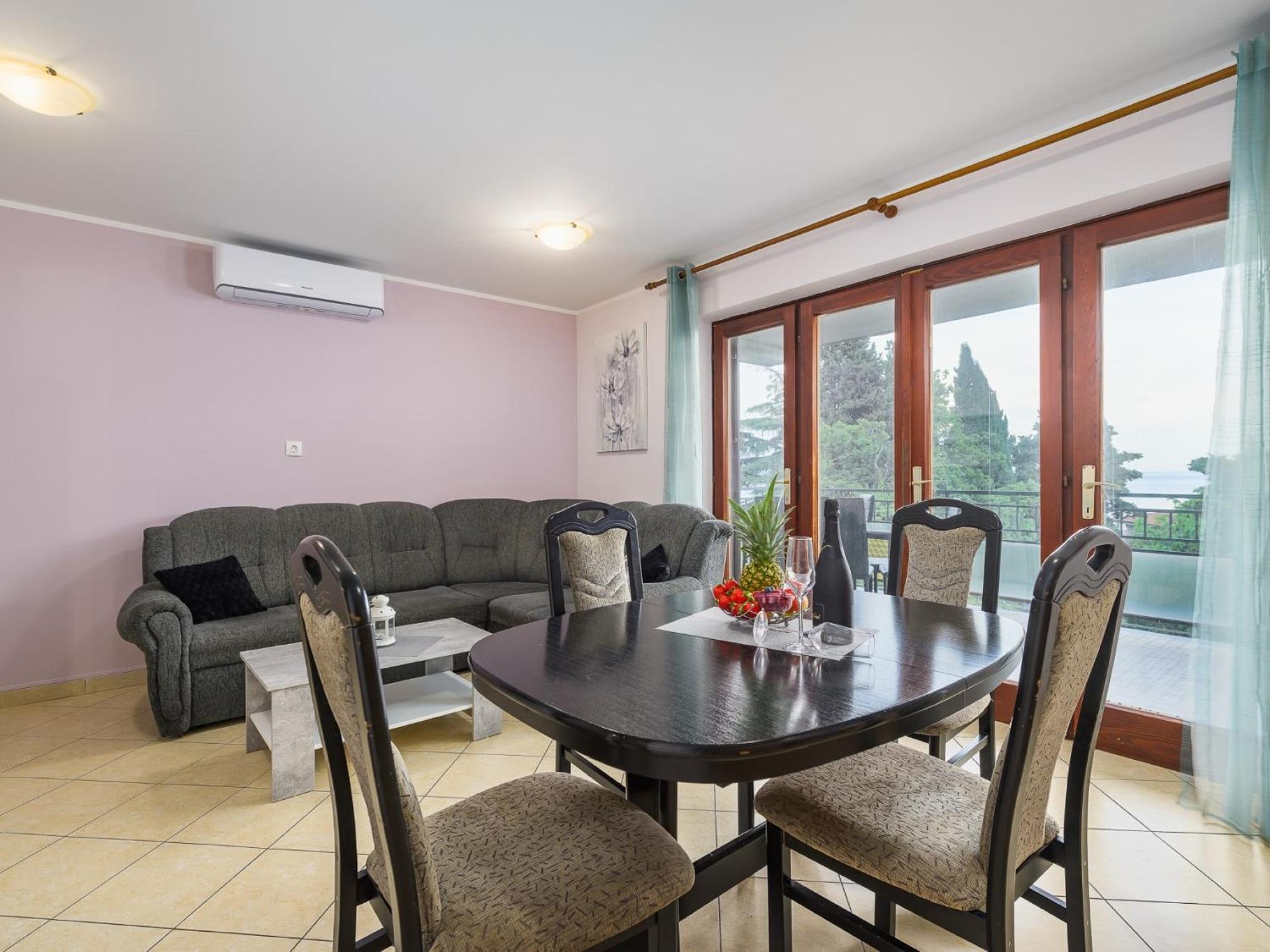 Apartments Vilma Lovran Room photo